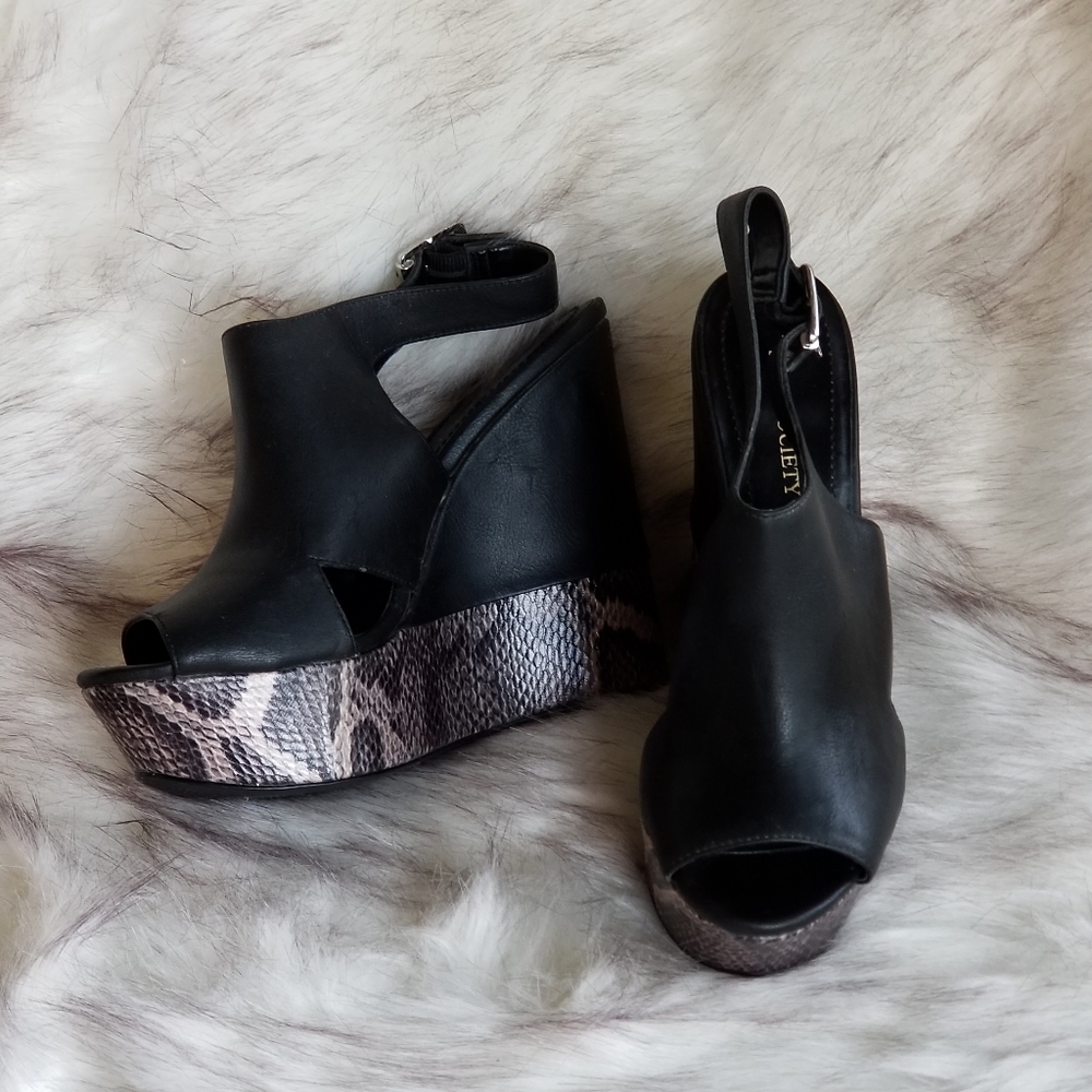 Black Snakeskin Trim Platform Sandals